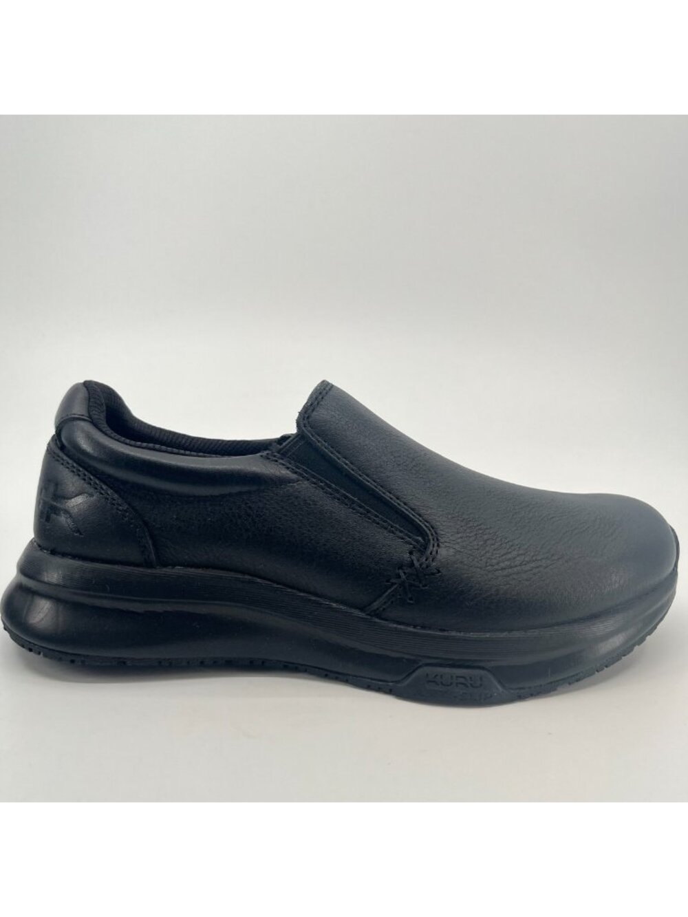 Kuru Kivi 2 Womens Size 6.5 Triple Black Classic Walking Leather Slip-On Shoes